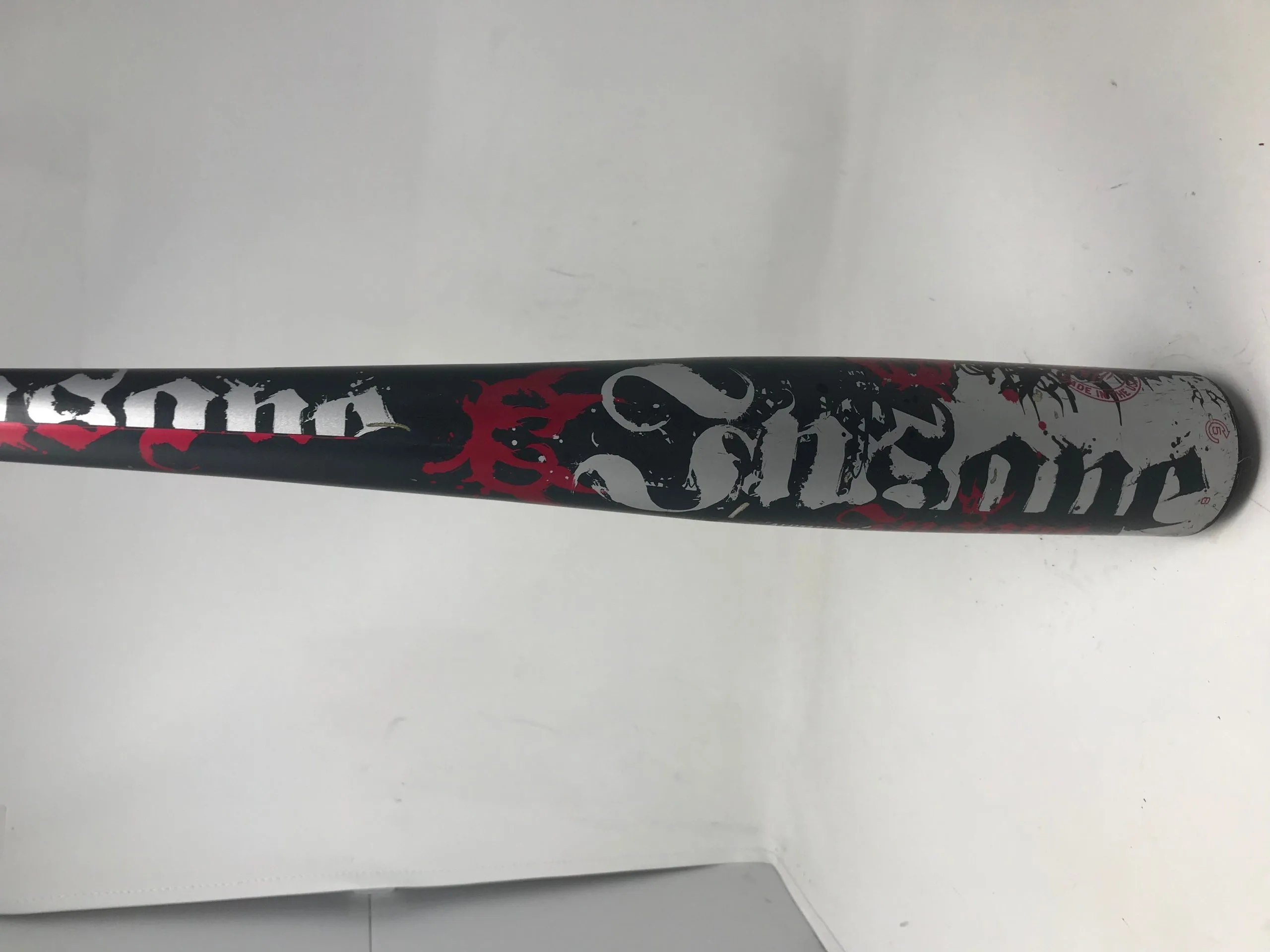 Used DeMarini Insane INC14 32/29 BBCOR Baseball Bat 2 5/8" Gray/Silver/Red 2 Used DeMarini Insane INC14 32/29 BBCOR Baseball Bat 2 5/8" Gray/Silver/Red - Image 2