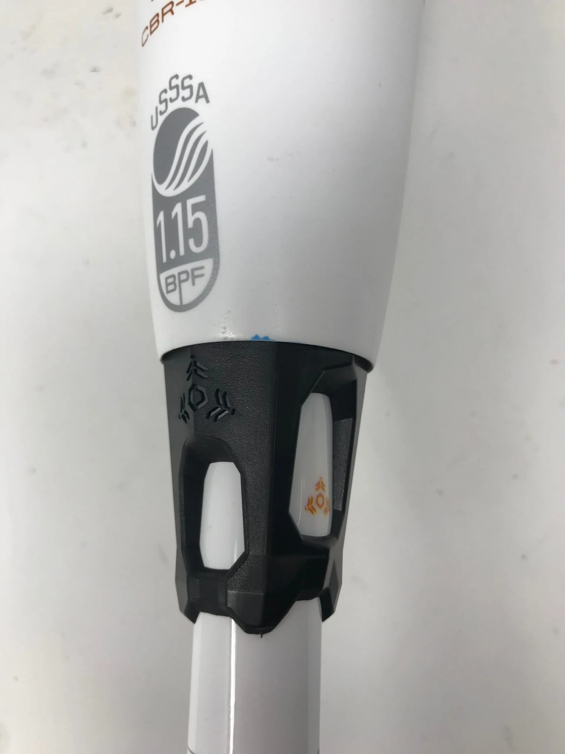 New Other DeMarini CF Zen CBR-18 32/24Senior League Baseball Bat 2 5/8 " Whhite 3 New Other DeMarini CF Zen CBR-18 32/24Senior League Baseball Bat 2 5/8 " Whhite - Image 3