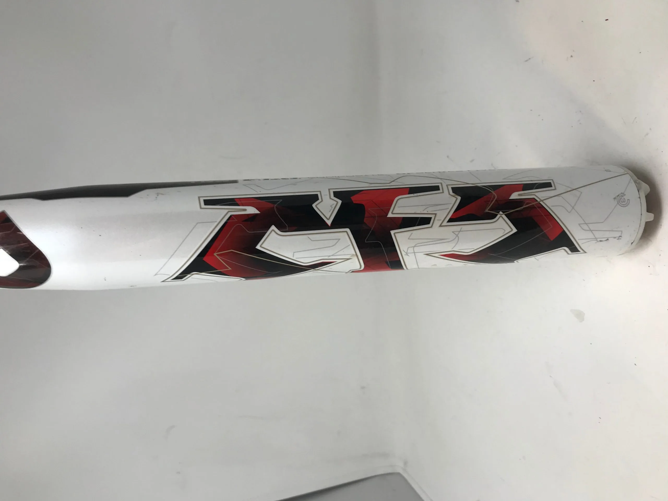 Used DeMarini CFS13 CF5 30/19 Fastpitch Softball Bat White/Red 1 Used DeMarini CFS13 CF5 30/19 Fastpitch Softball Bat White/Red