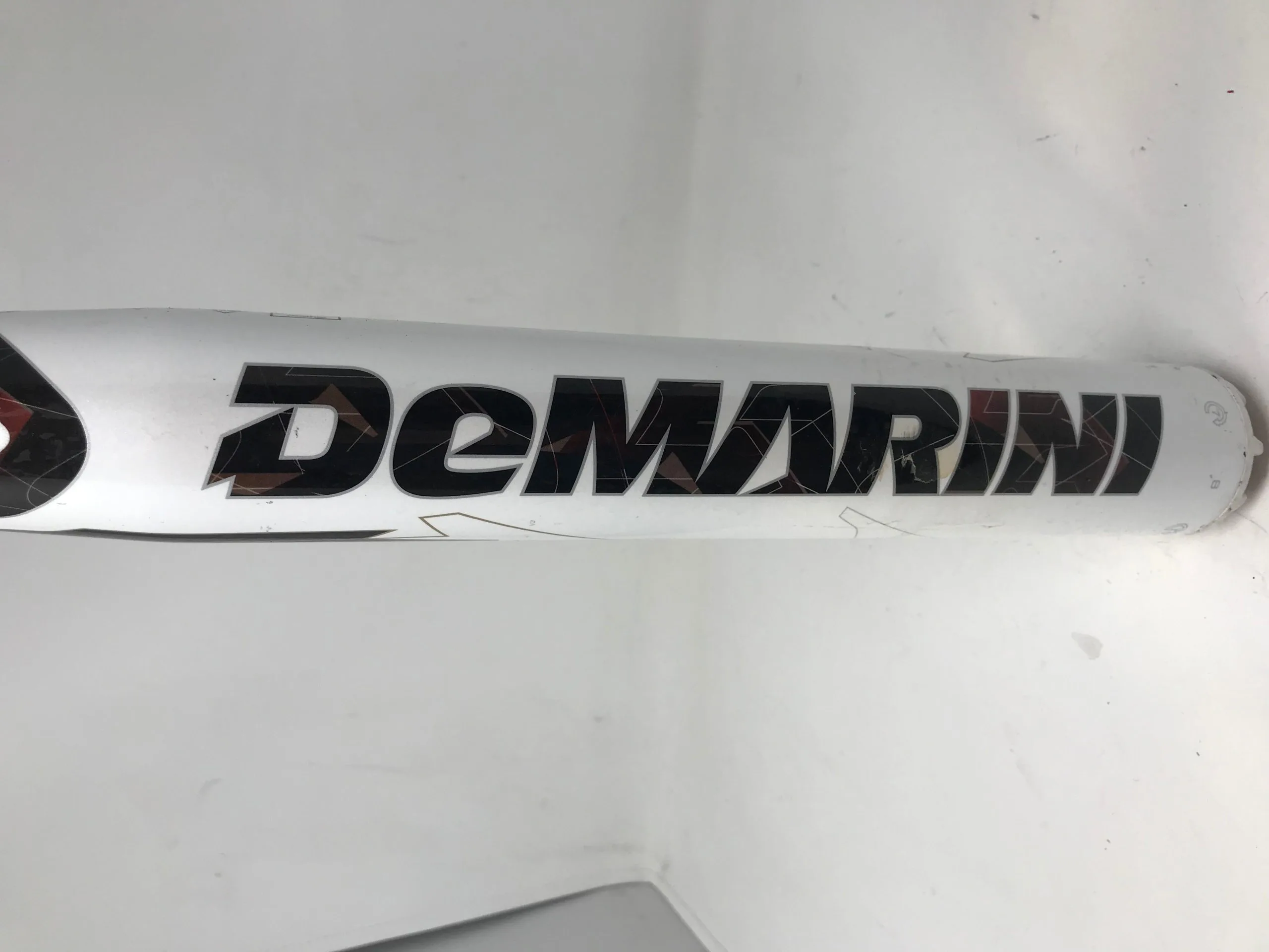 Used DeMarini CFS13 CF5 30/19 Fastpitch Softball Bat White/Red 2 Used DeMarini CFS13 CF5 30/19 Fastpitch Softball Bat White/Red - Image 2