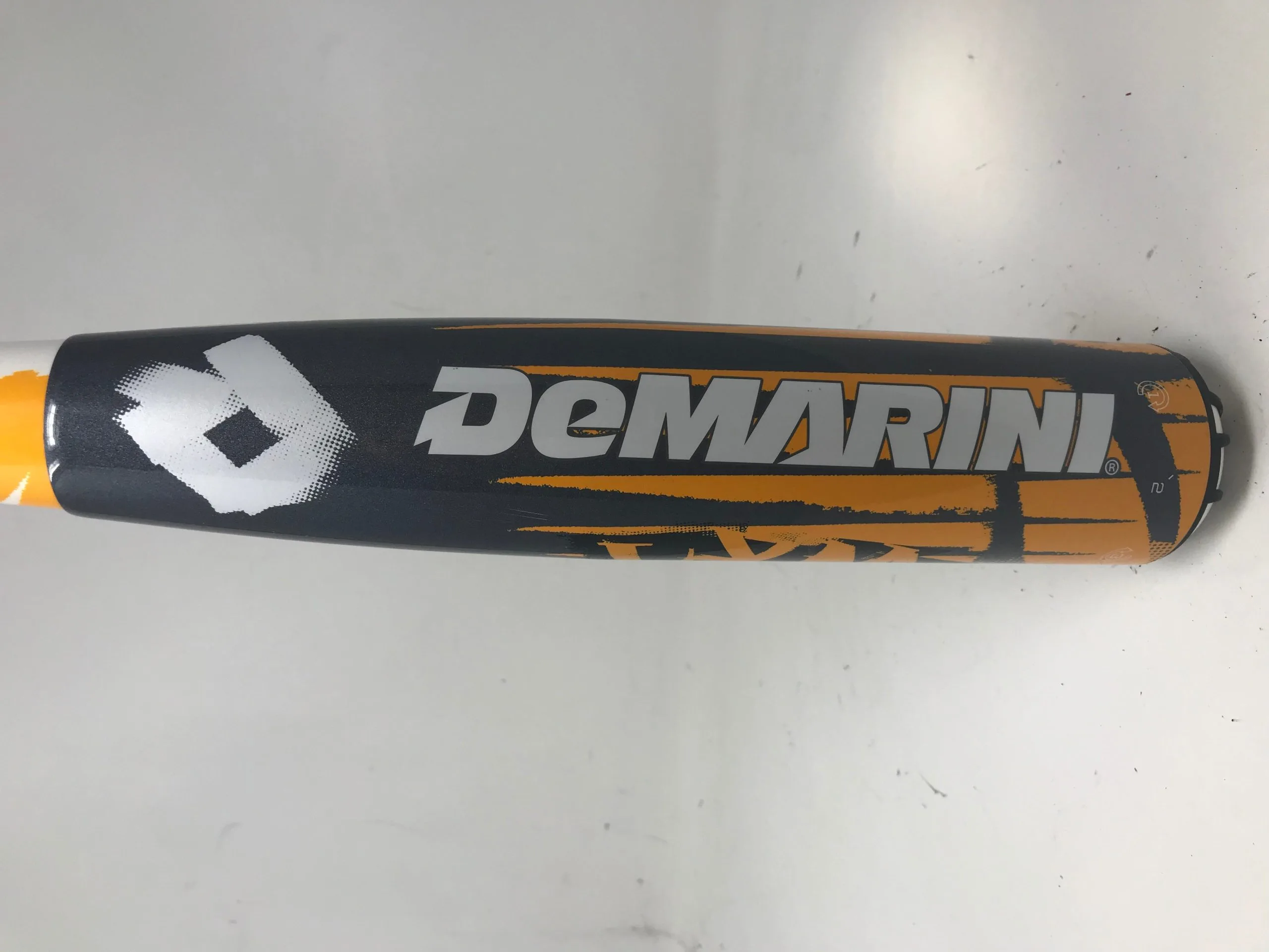 Used DeMarini Vexxum 28/18 VXR13 Senior League Baseball Bat Gray/Gold 2 Used DeMarini Vexxum 28/18 VXR13 Senior League Baseball Bat Gray/Gold - Image 2