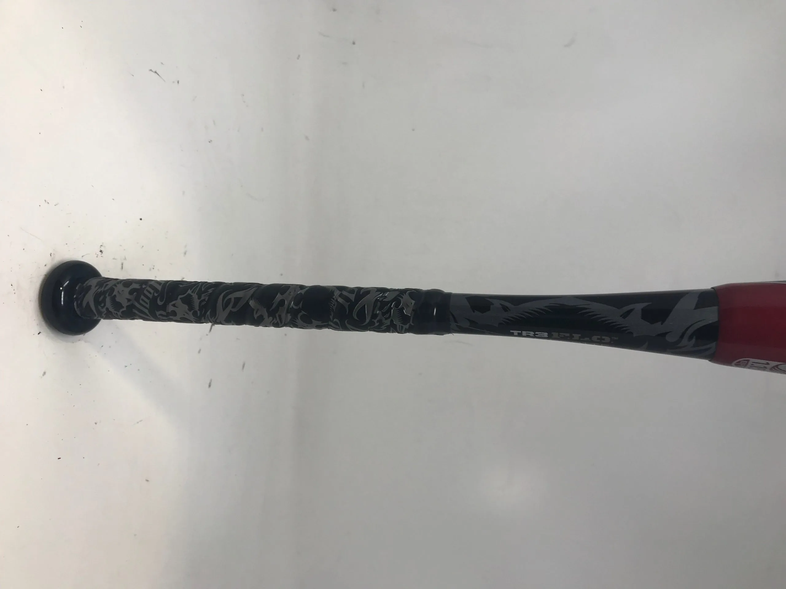 Used DeMarini VDR13 Voodoo 28/19 Senior League Baseball Bat Red/Black/Whit 2 5/8 3 Used DeMarini VDR13 Voodoo 28/19 Senior League Baseball Bat Red/Black/Whit 2 5/8 - Image 3