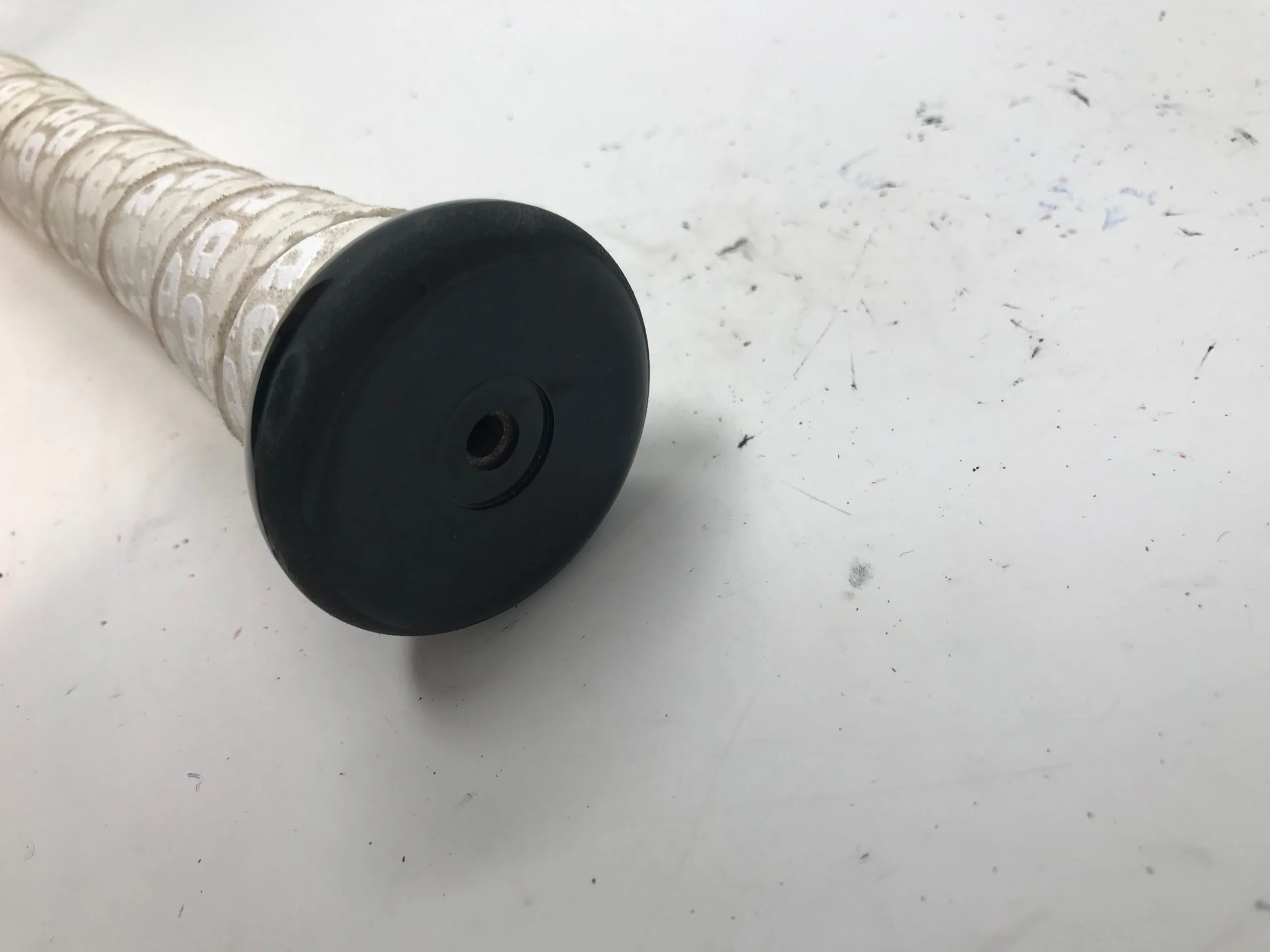 New Other DeMarini CBC-18 33/30 CF Zen BBCOR Baseball Bat 2 5/8" 2018 White/Red 3 New Other DeMarini CBC-18 33/30 CF Zen BBCOR Baseball Bat 2 5/8" 2018 White/Red - Image 3