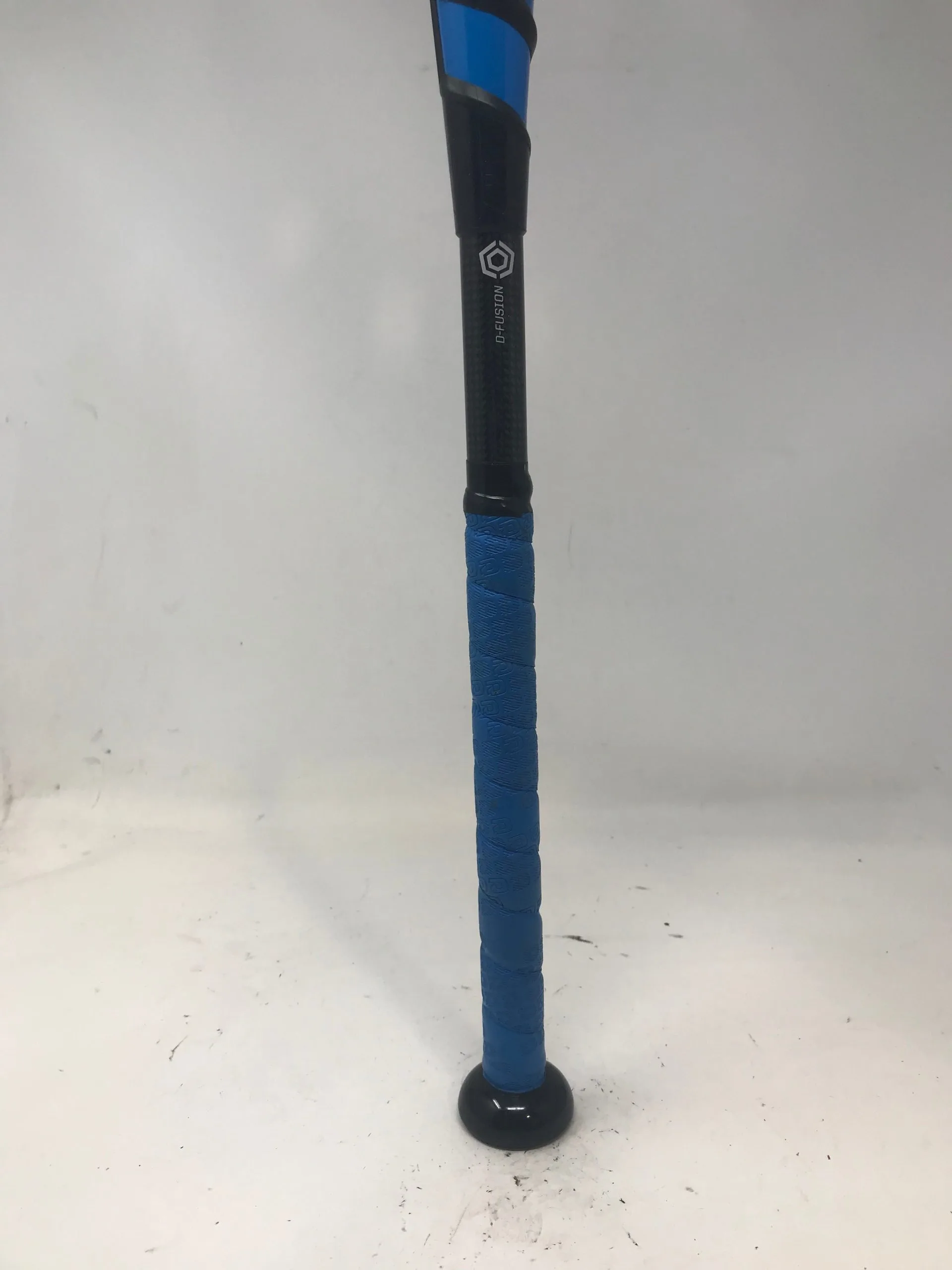 Used RETOOLED DeMarini Zen Zero White CBZR-17 30/20 Senior Baseball Bat 2 3/4 4 Used RETOOLED DeMarini Zen Zero White CBZR-17 30/20 Senior Baseball Bat 2 3/4 - Image 4