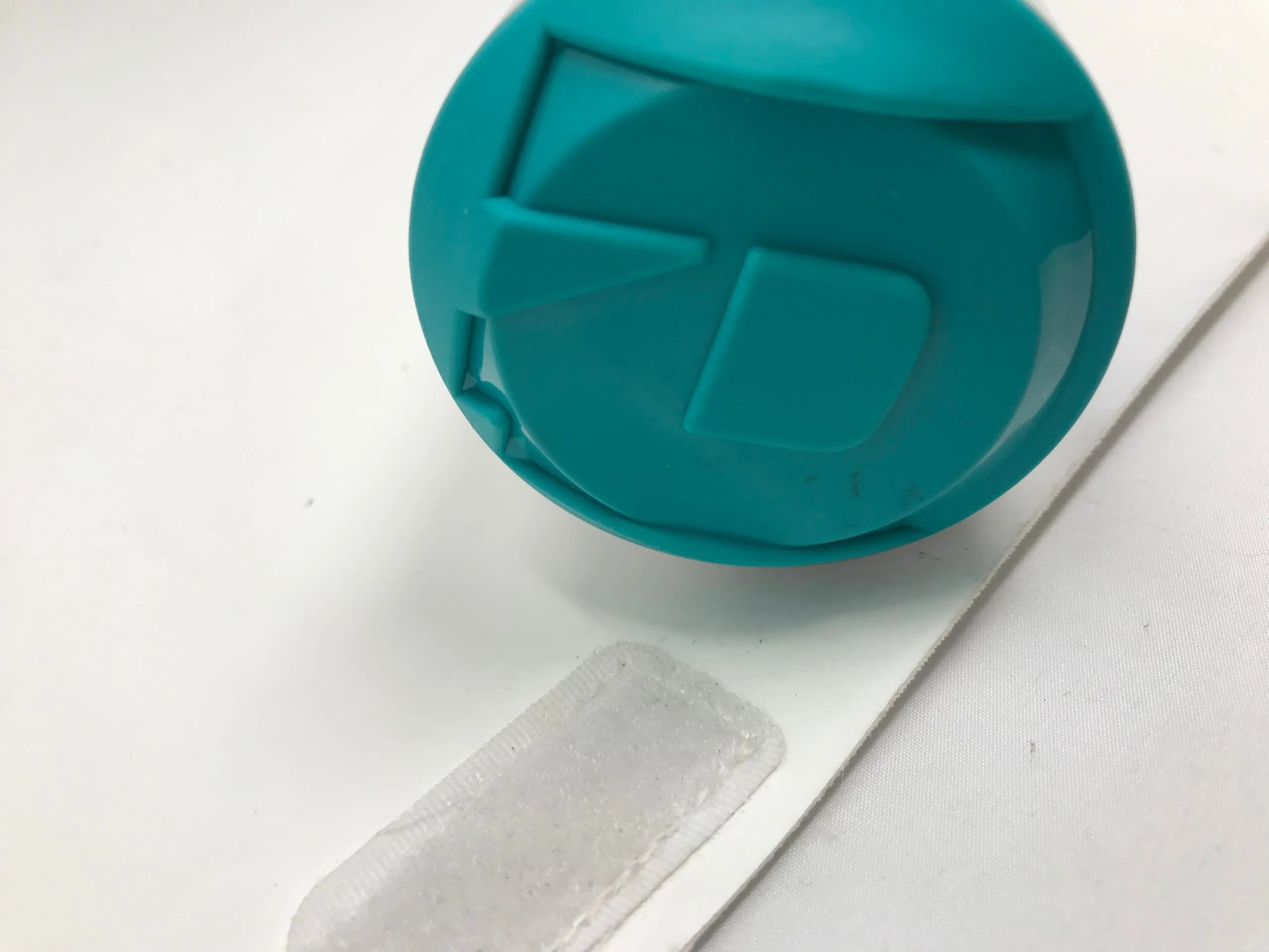 Used DeMarini, 2019 Vendetta -12 Fastpitch Bat 2 1/4 32/20 C6 Composite 4 Used DeMarini, 2019 Vendetta -12 Fastpitch Bat 2 1/4 32/20 C6 Composite - Image 4