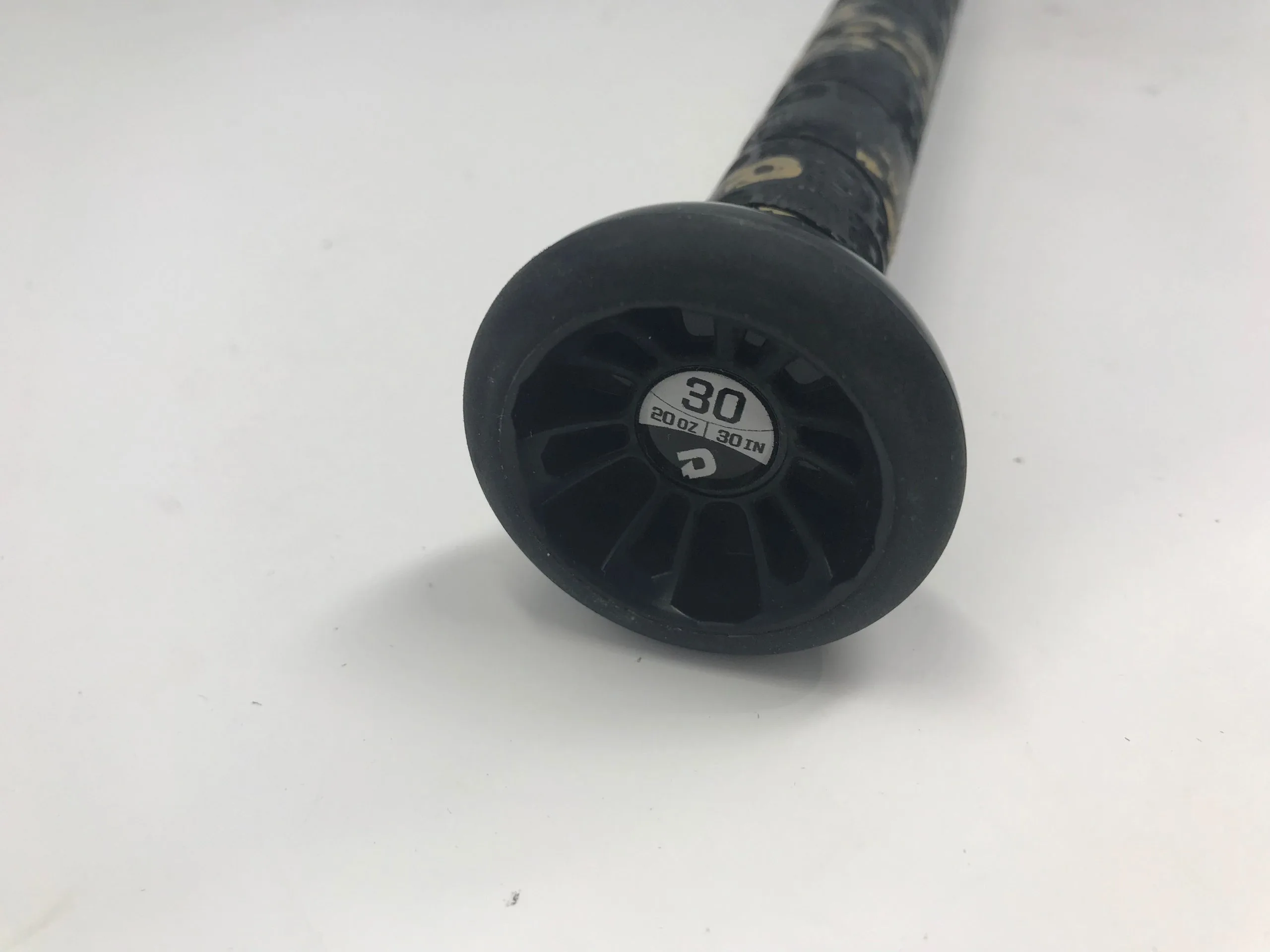 Used DeMarini, CF Zen 30/20 Black 2 3/4" Senior League Baseball Bat 5 Used DeMarini, CF Zen 30/20 Black 2 3/4" Senior League Baseball Bat - Image 5