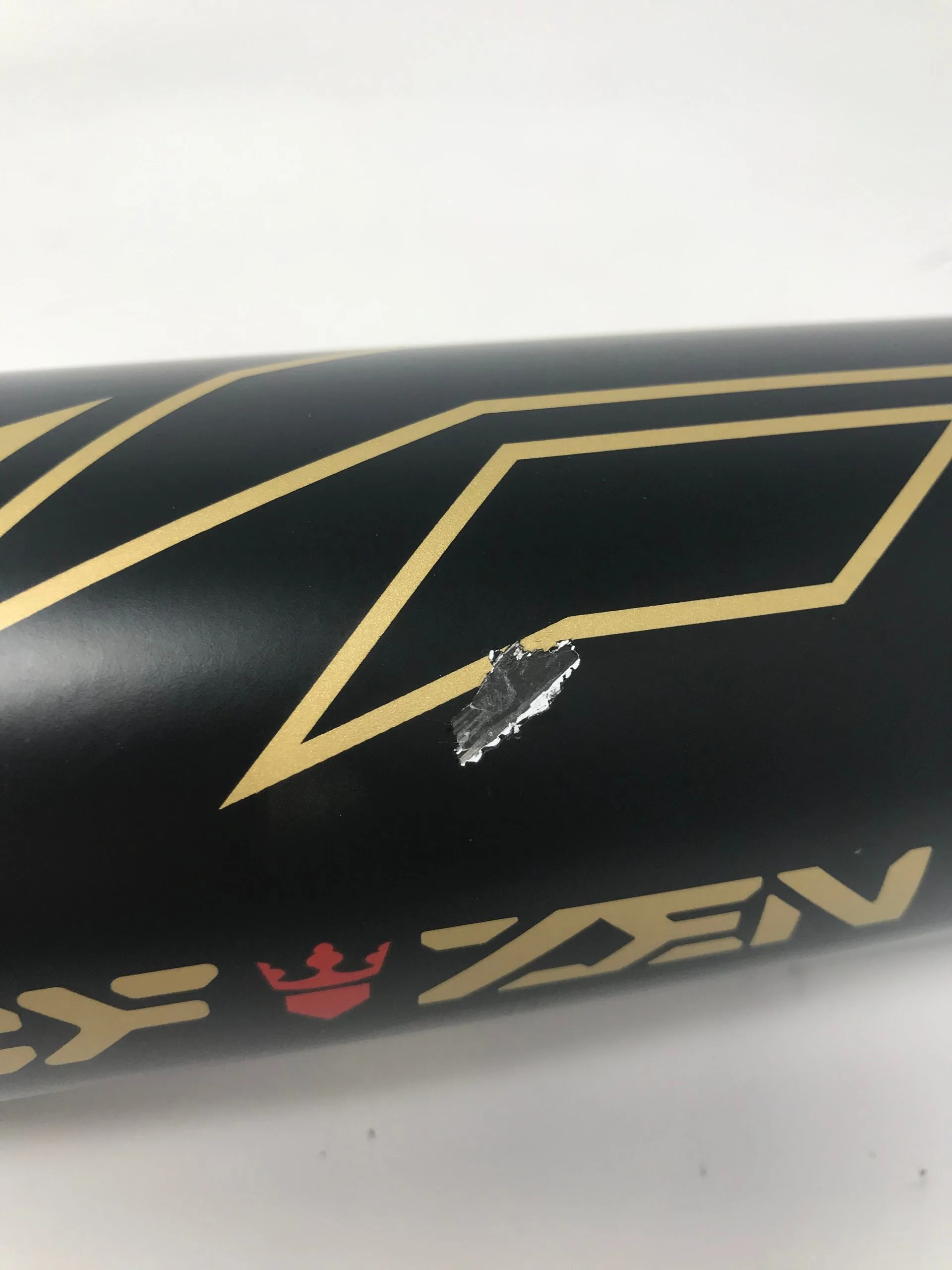 Used:, DeMarini CBC-19 32/29 CF Zen BBCOR Baseball Bat 2 5/8" 2019 Black/Red 4 Used:, DeMarini CBC-19 32/29 CF Zen BBCOR Baseball Bat 2 5/8" 2019 Black/Red - Image 4