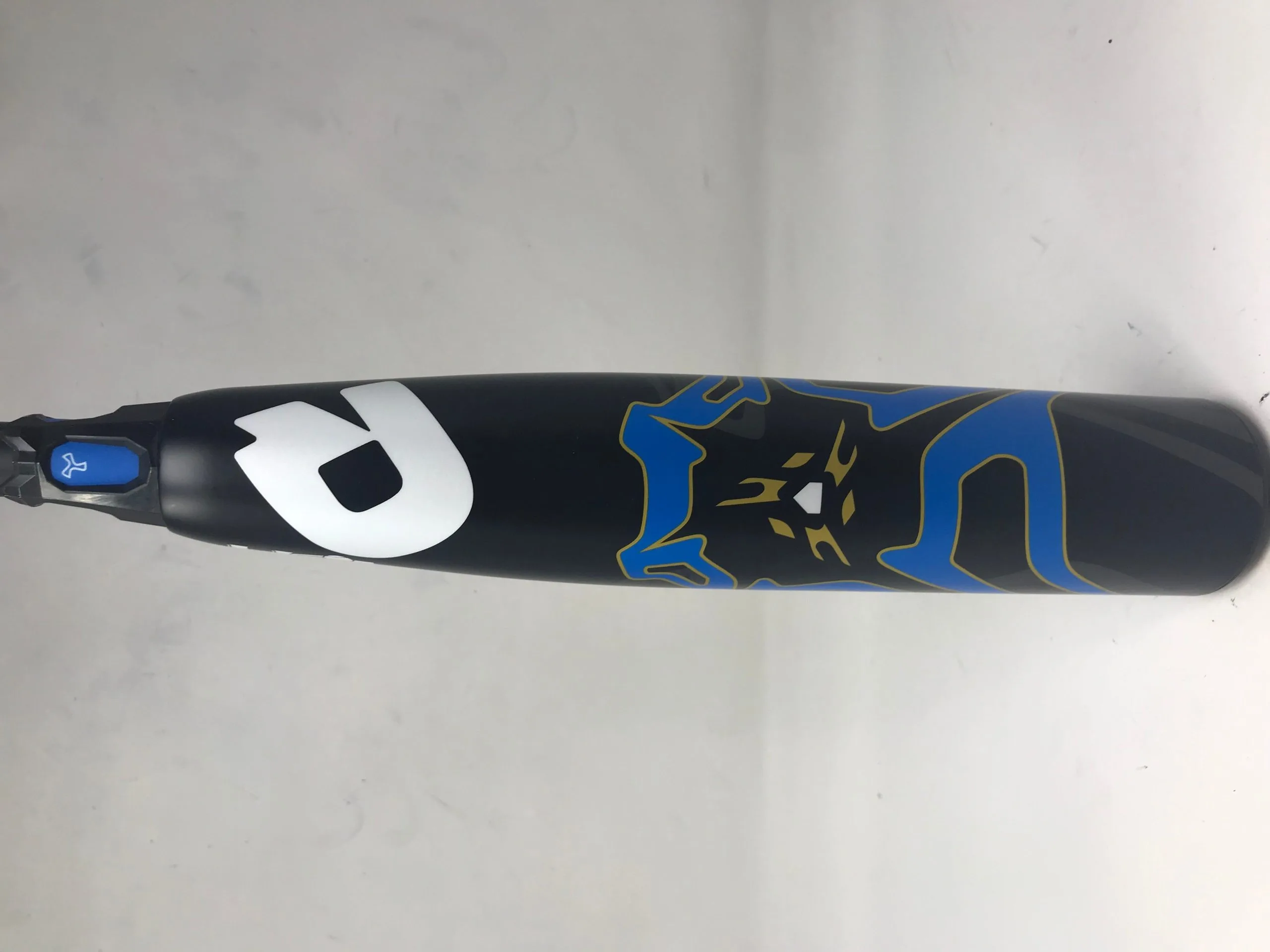 Used DeMarini CF Zen 30/20 UFX-20 USA Baseball Bat 2 5/8" Black/Blue 2020 1 Used DeMarini CF Zen 30/20 UFX-20 USA Baseball Bat 2 5/8" Black/Blue 2020