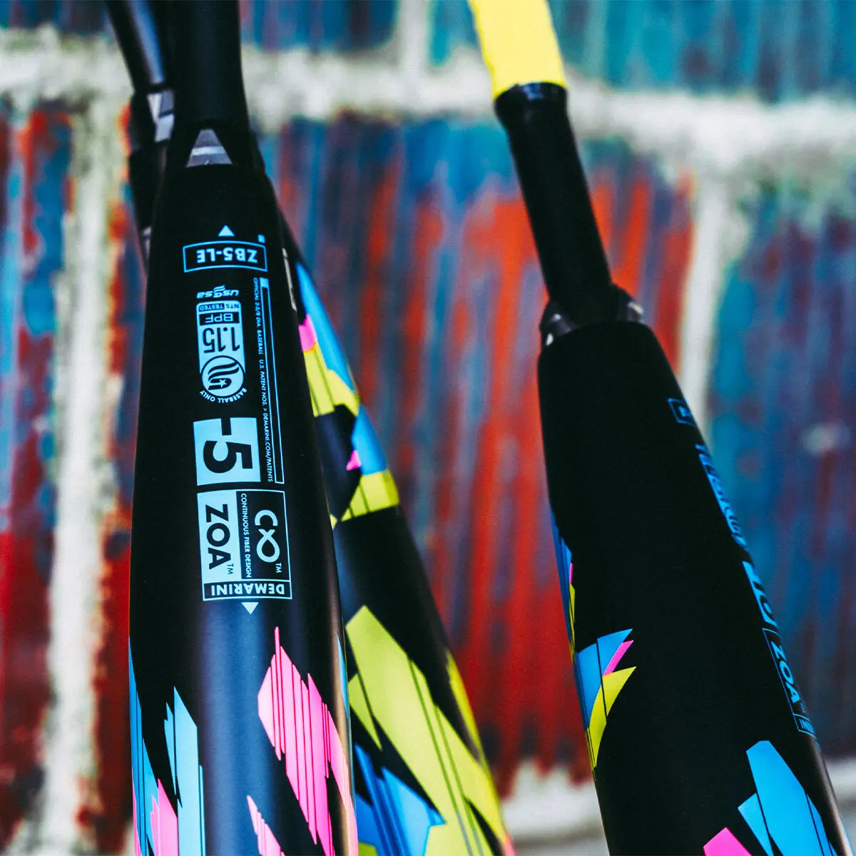 2022 DeMarini Zoa Glitch (-5) USSSA Baseball Bat: WBD2357010 3 2022 DeMarini Zoa Glitch (-5) USSSA Baseball Bat: WBD2357010 - Image 3
