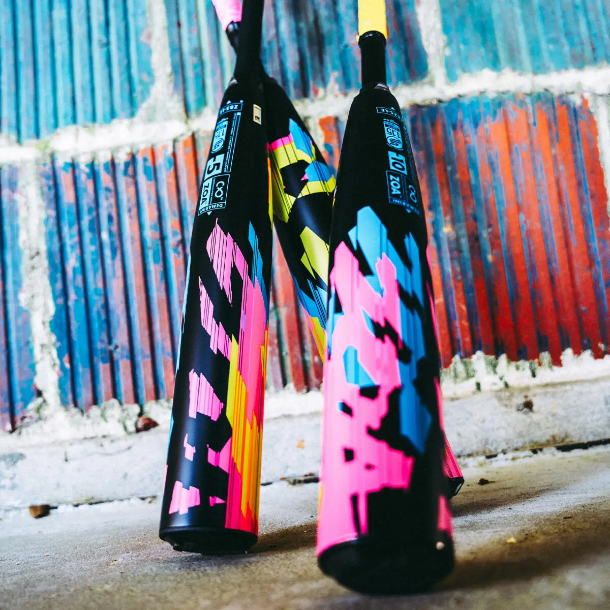 2022 DeMarini Zoa Glitch (-5) USSSA Baseball Bat: WBD2357010 2 2022 DeMarini Zoa Glitch (-5) USSSA Baseball Bat: WBD2357010 - Image 2